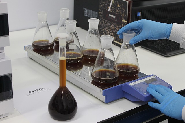 高效叔胺催化劑對聚氨酯彈性體固化速度和力學性能的關鍵影響。